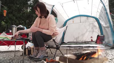 SONE-970在无人来帮忙的深山露营地脱颖而出的K罩杯单人露营者-鹫尾めい