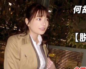 261ara-478AV出演的她的应募理由是只是<span style="color: #ff5b82">自</span><span style="color: #ff5b82">慰</span>根本就不够单身的寂寞社员