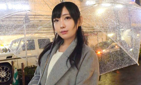 200gana-2437和男友分手后只能在社交平台解压色情的姿态承认自己欲求不满的姐姐