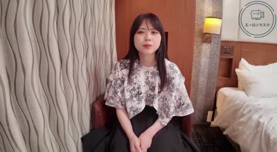 FC2PPV-4757459脱衣后<span style="color: #ff5b82">的</span>美乳
