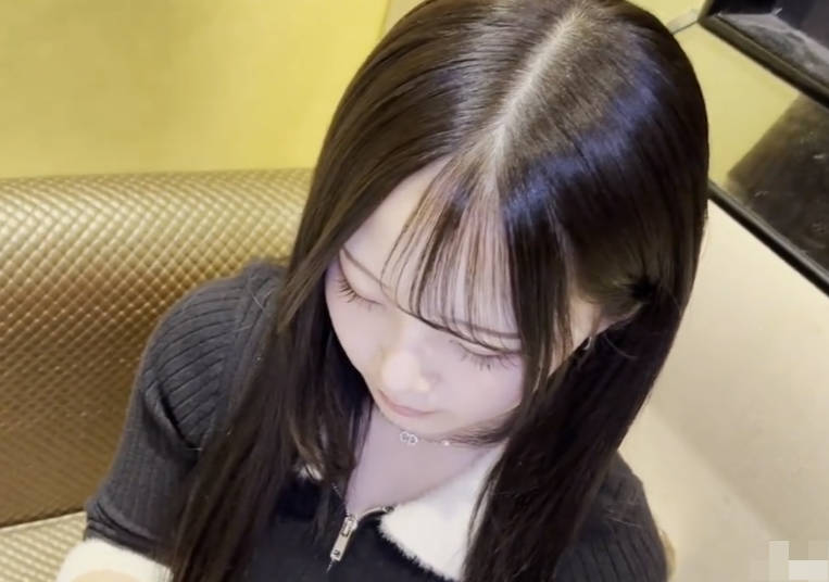 FC2PPV-4790112大量精液射入她美丽身体