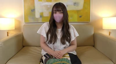 FC2PPV-1841549刚从JK毕业在一家全国连锁的涮涮锅店工作18岁女孩