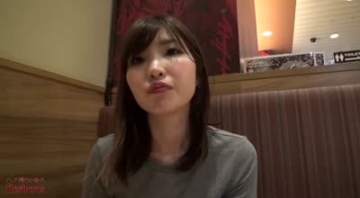 FC2PPV-1723833漂亮又娇小的女孩