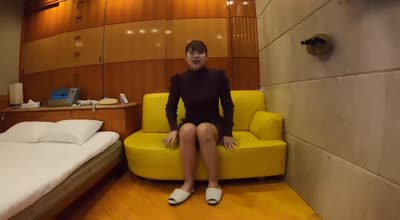 FC2PPV-1556119第一次来都市女孩的乡村女孩