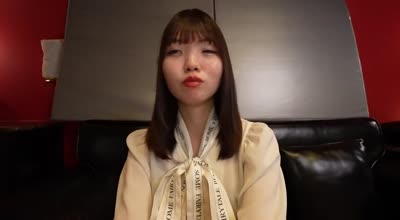 FC2PPV-4825366纯真的懵懂女孩