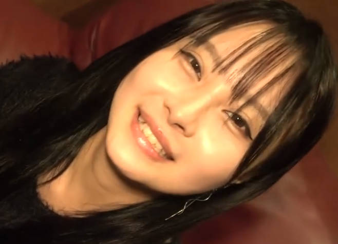 FC2PPV-4825193来自赤坂的黑发女仆