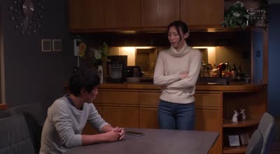 jur-373息子の友人ともう5年间、セフレ関系を続けていますー。 年下の子と不埒な火游び…中出し情事に溺れる私。 小野りんか