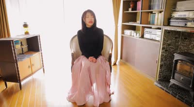 IPZZ-557 「私が创造したエロスの世界」 有名美大に通う女子大生が魅せた感受性豊かなド淫乱潮吹き絶顶 男をサドにするマゾの天才AVデビュー 水原わこ