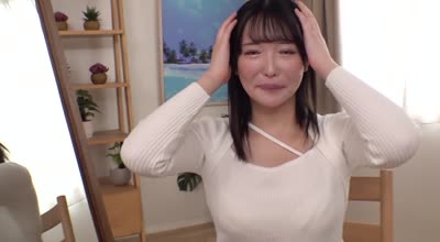 MVG-142 変顔の天才アイドル！顔面崩壊変顔絶顶アクメ 宇佐美みおん