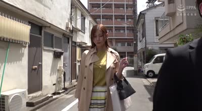 AQSH-117 谢罪访问NTR ゴミクズニートにセクハラされて目覚めた好色潮吹き妇人 葵百合香