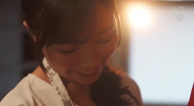 JUQ-871 中出し寮母轮● 憧れのはる香さんがヤリたい盛りの絶伦先辈达に 连続种付けプレスで生ハメされまくってた！！ 流川はる香