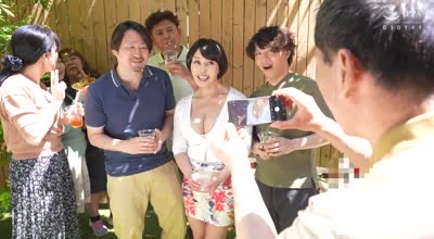 FERA-209 ヤリすぎBBQ　スケベなご近所さんに狙われたエロ过ぎ巨乳奥様
