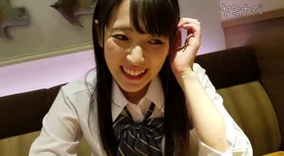 FC2PPV-1640514-东京私立学校三年级<span style="color: #ff5b82">学</span><span style="color: #ff5b82">生</span>会长腿