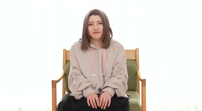 XOX-014 AV男优さんとHしてみたくてやってきました 初撮り 青叶千明22歳