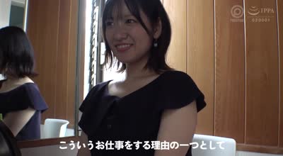 FFT-035 初妻 市民のため真面目に勤务しながら、职场でディルドオナニーに溺れる巨乳ママ ゆうか 32歳