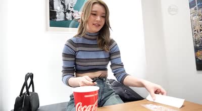 MFC-287 曲线际立つSSS级美尻×性欲强めでネットリSEXが好きな金髪美少女