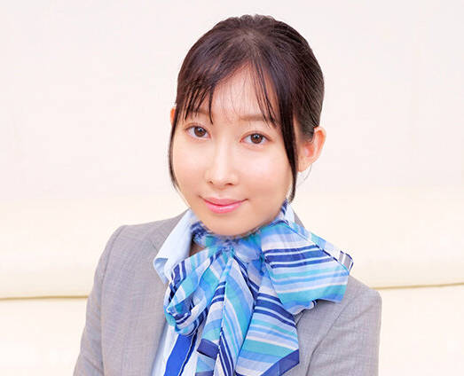 IENFH-32301 航空会社勤务の现职キャビンアテンダントさん！女性経験无しのシャイな童贞の悩みを解决してもらえませんか？ フル勃起した童贞チ○ポにフライト帰りでム