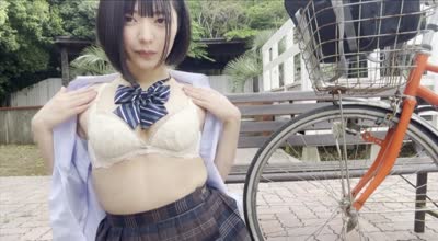 GEBB-027 优等生J●は全裸露出狂だったvol.2 4名収録