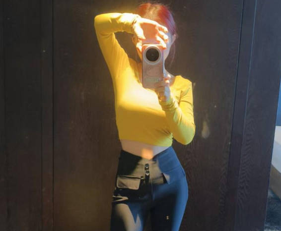 在姐姐儿子面前把半推半就的姐姐操了并且<span style="color: #ff5b82">内</span><span style="color: #ff5b82">射</span>了亲姐姐