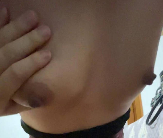 偷情驾校认识的已婚<span style="color: #ff5b82">熟</span><span style="color: #ff5b82">女</span>口爆别人老婆就是爽