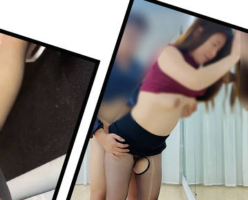 亲妈老A8足交瑜伽姿势回老家纤细瘦老脚足交<span style="color: #ff5b82">儿</span><span style="color: #ff5b82">子</span>鸡巴