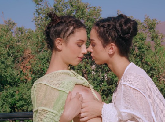 WOWGIRLS2024-02-27惊人的相似性