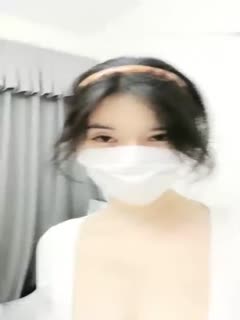 【软绵绵无力】超白皙美乳妹子道具自慰大秀，揉搓大奶特写，自慰器抽插无毛小粉穴，淫叫声不断