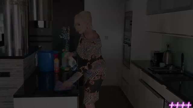 〈成<span style="color: #ff5b82">熟</span><span style="color: #ff5b82">女</span>人致命诱惑〉中文字幕#性交#挑逗#骚逼#射精